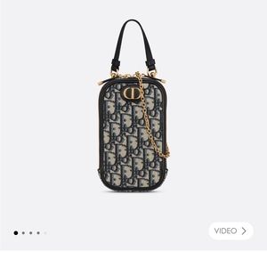 30 MONTAIGNE PHONE HOLDER